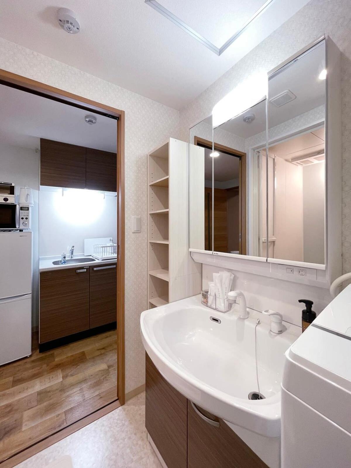 Appartamento Casaen - 1Br With Balcony Near Hondori Shopping Arcade, 6Ppl Hiroshima Esterno foto